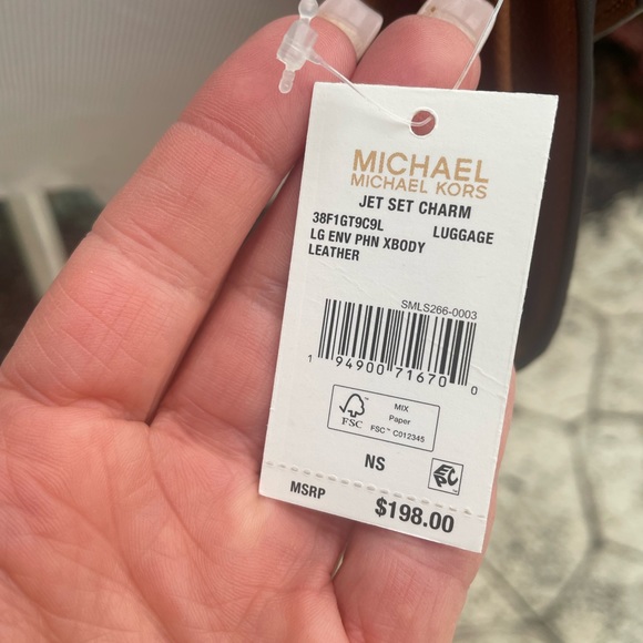 Michael Michael Kors Jet Set Charm Large Envelope Phone Crossbody Luggage Travel - Picture 11 of 11